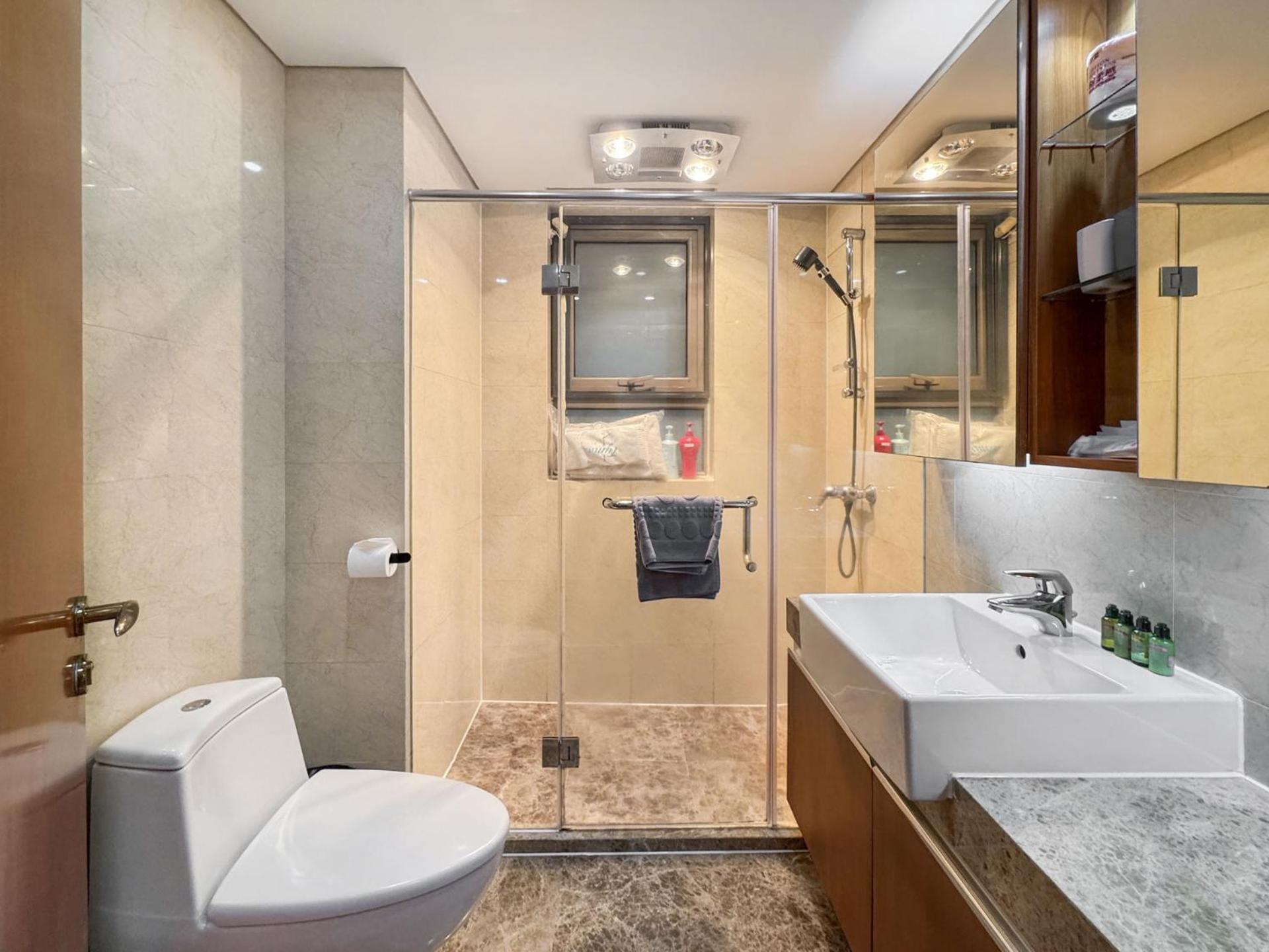 Tyms 3br 2ba Gubei Cbd Near Line10 * Shanghai