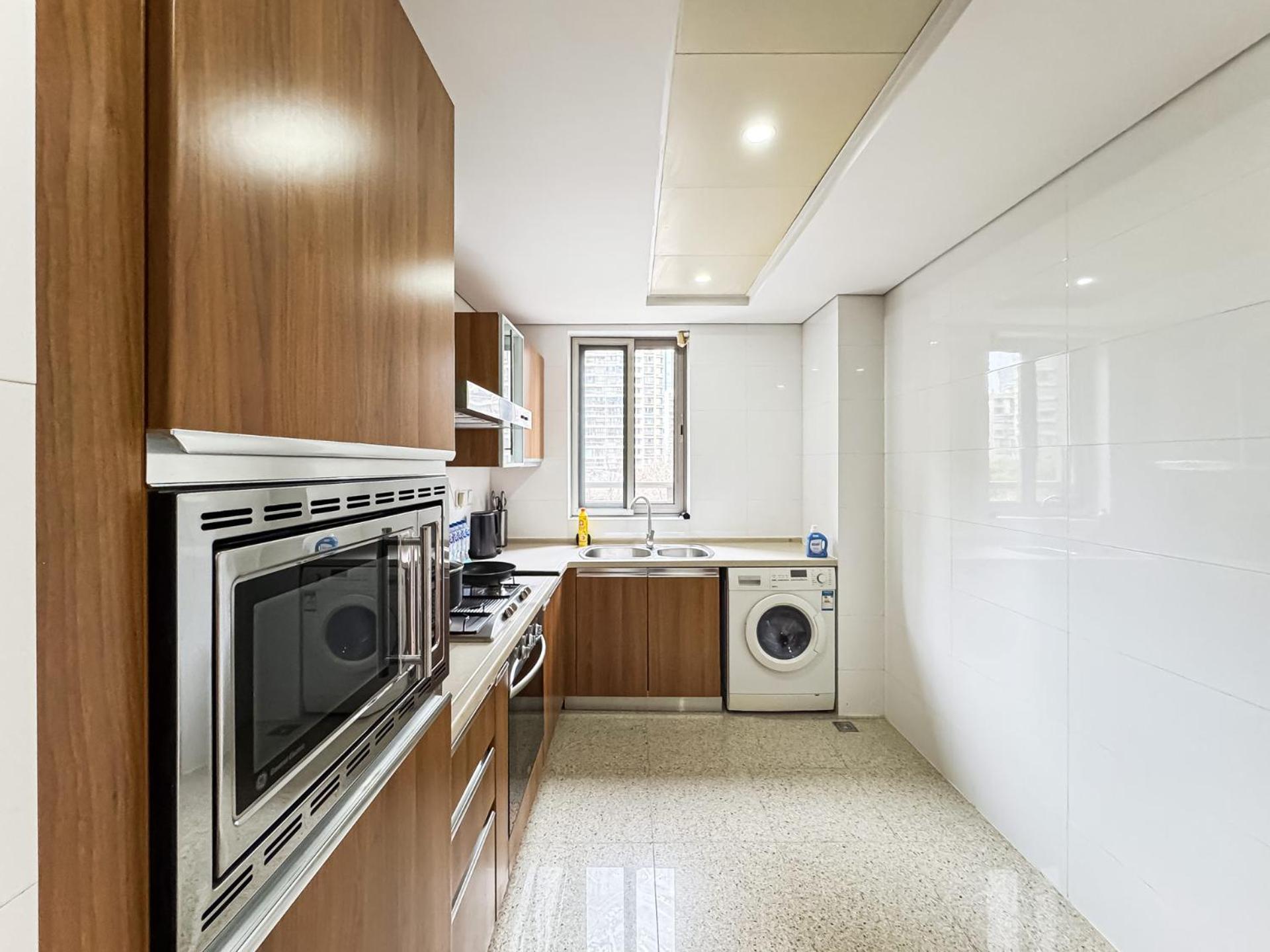Tyms 3br 2ba Gubei Cbd Near Line10 Apartment