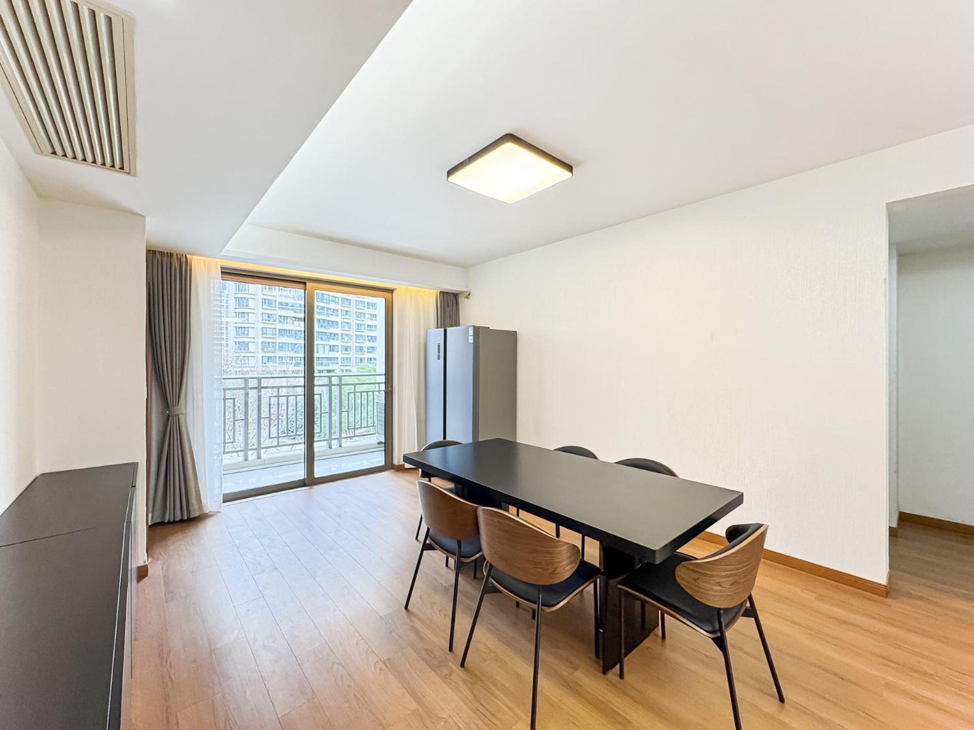 Apartment Tyms 3br 2ba Gubei Cbd Near Line10 Shanghai