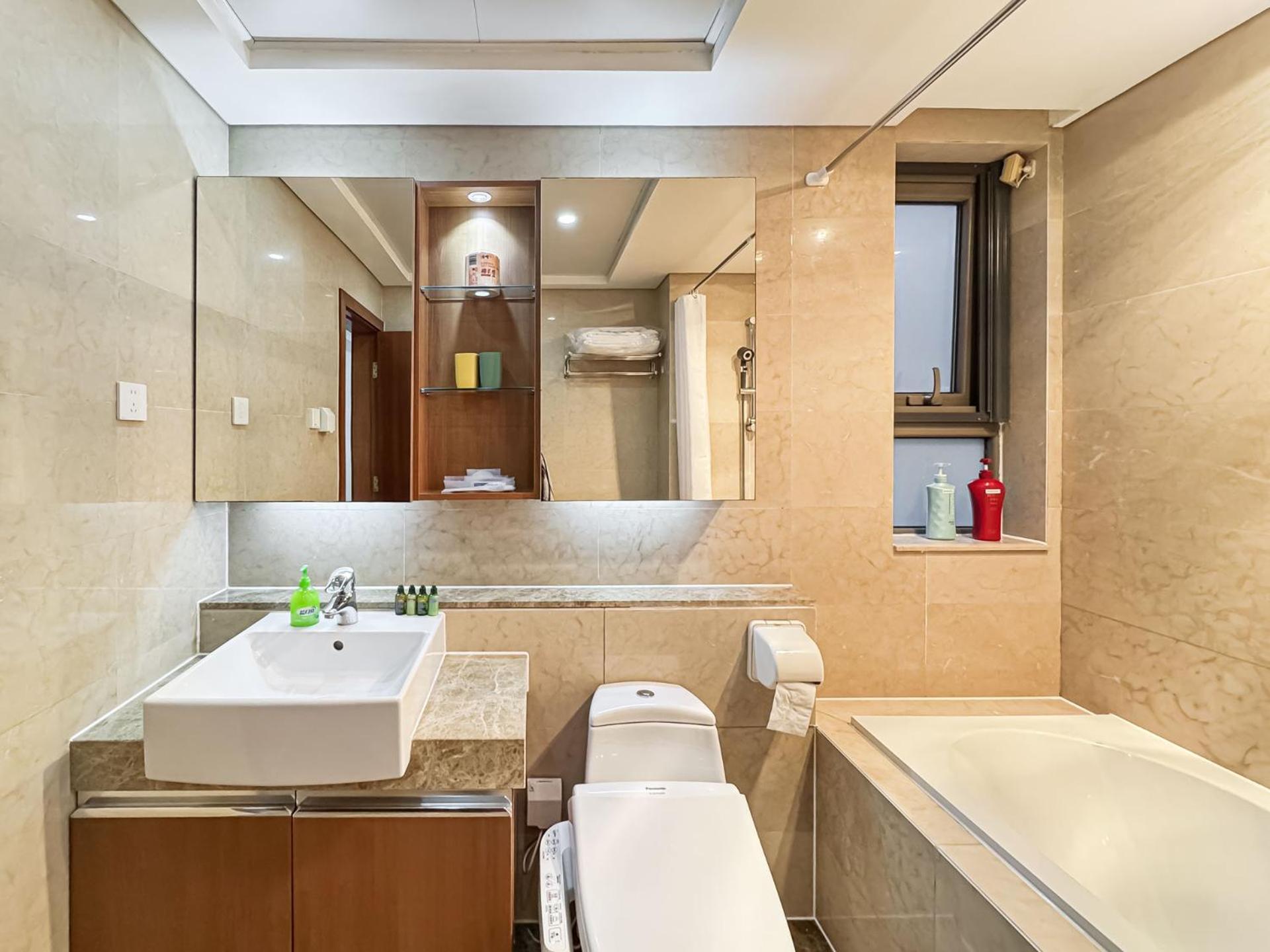 Tyms 3br 2ba Gubei Cbd Near Line10 Shanghai