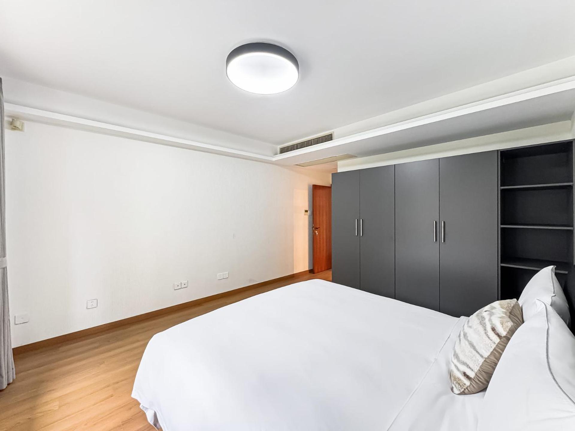 Tyms 3br 2ba Gubei Cbd Near Line10 Apartment